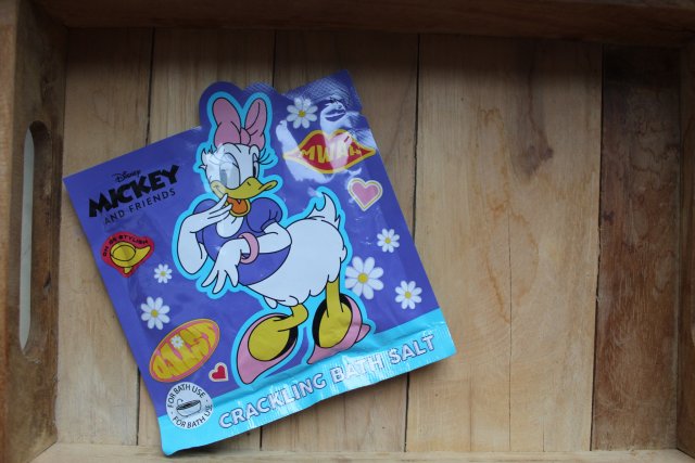 Topbrands Europe B.V. Disney Mickey and Friends, Sól do kąpieli, Strzelająca, Daisy