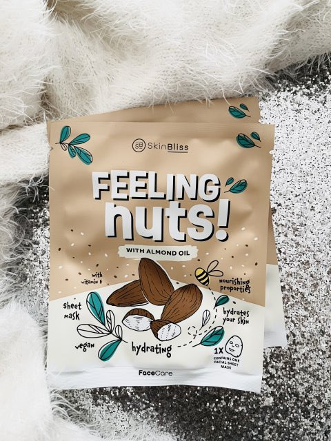 SkinBliss Maska do twarzy w płacie, feeling nuts with almond oil 