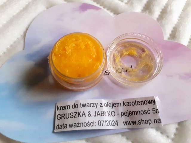 WhiteTree Natural Cosmetics Krem do twarzy, Z olejem karotenowym, Gruszka & Jabłko