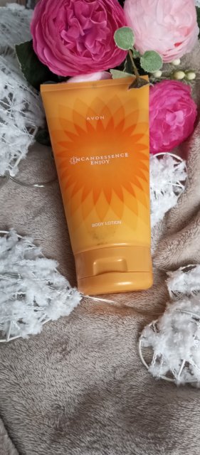 Avon Balsam do ciała, Incandessence Enjoy 