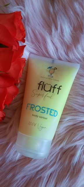 Fluff Superfood, Sorbet do ciała, Frosted, Summer Pina Colada 