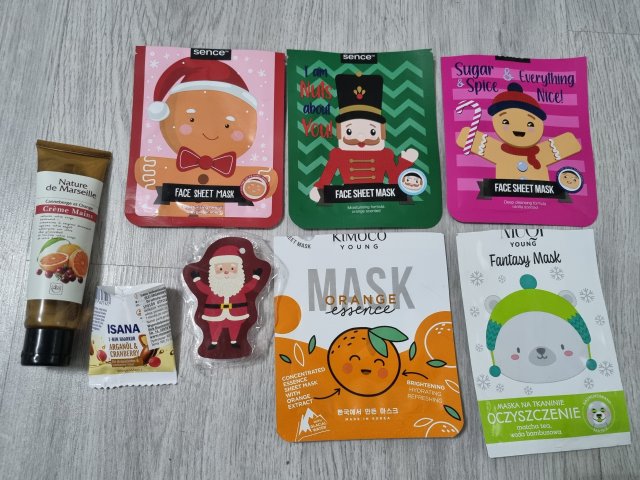 akcja denkowanie! grudzień - kosmetyki w świątecznych opakowaniach i świątecznych kolorach 🎄❄️⛄🎀🎁🎅