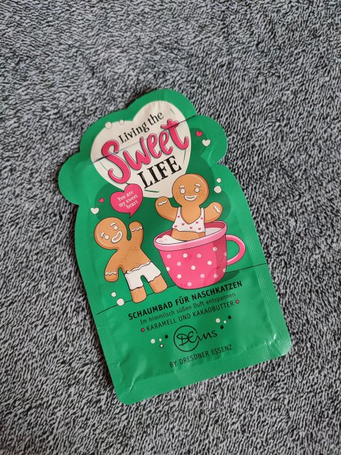 akcja denkowanie! grudzień - kosmetyki w świątecznych opakowaniach i świątecznych kolorach 🎄❄️⛄🎀🎁🎅