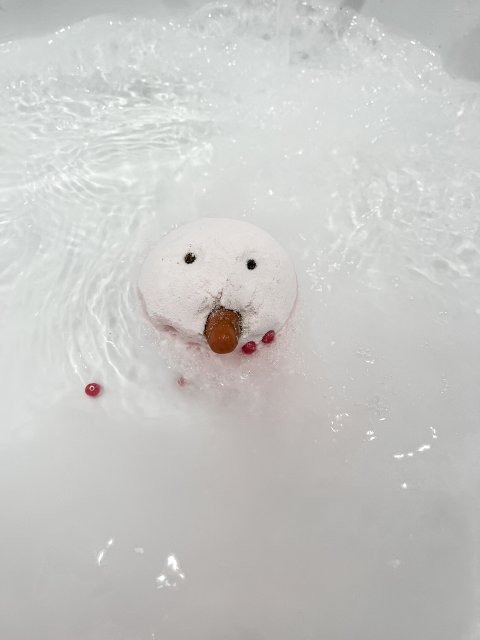 akcja denkowanie! grudzień - kosmetyki w świątecznych opakowaniach i świątecznych kolorach 🎄❄️⛄🎀🎁🎅