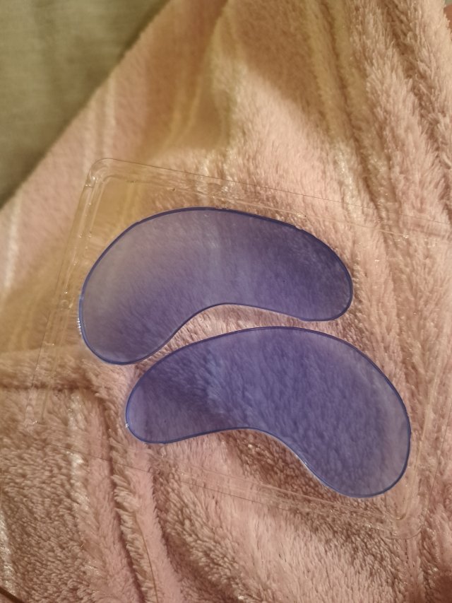 Isana Hydrożelowe płatki pod oczy, Disney Prinzessin, Z wodą morską, ekstraktem z alg i kwasem hialuronowym, Ariel 