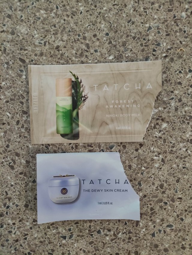 akcja denkowanie! grudzień - kosmetyki w świątecznych opakowaniach i świątecznych kolorach 🎄❄️⛄🎀🎁🎅