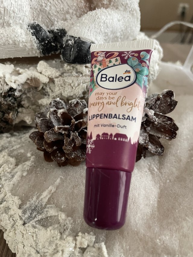 Balea Balsam do ust, May You Days Be Merry And Bright