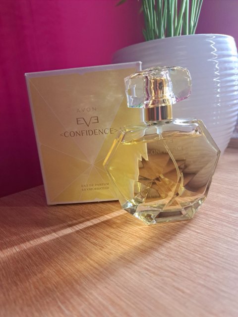 Avon Woda perfumowana, Eve Confidence EDP