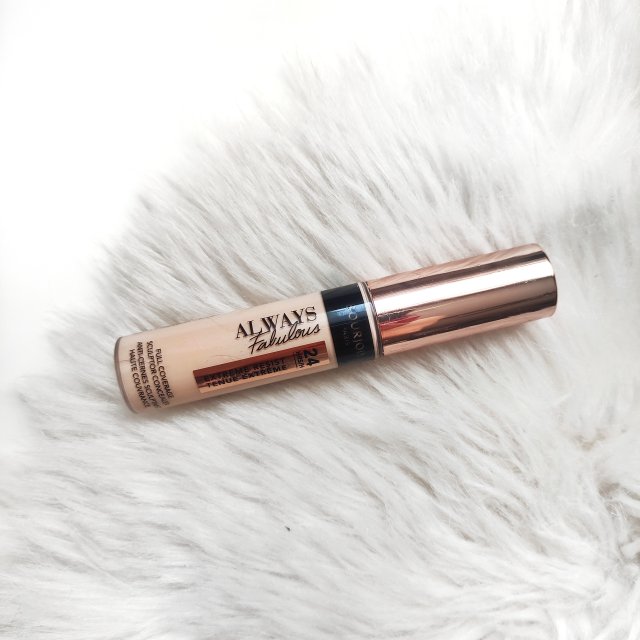Korektor Bourjois always fabulous
