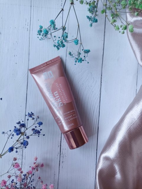 AA Yoummy Skin, Podkład do twarzy, Mineralny, Energy Boost 2%, Peach Flawless Foundation, nr 02 Nude