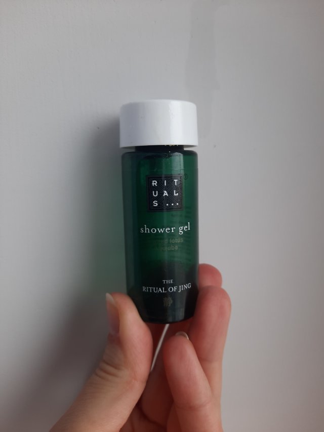 akcja denkowanie! grudzień - kosmetyki w świątecznych opakowaniach i świątecznych kolorach 🎄❄️⛄🎀🎁🎅