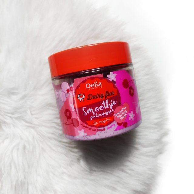 Delia Dairy Fun, Smoothie peelingujące do mycia, Wisienka na torcie