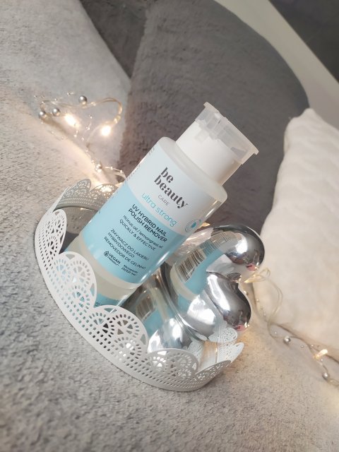 BeBeauty Zmywacz do lakieru hybrydowego Ultra Strong