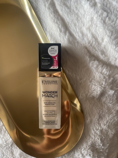 Eveline Wonder Match, Skin Absolute Perfection Foundation, Podkład do twarzy, Dopasowujący się, nr 30 Cool Beige