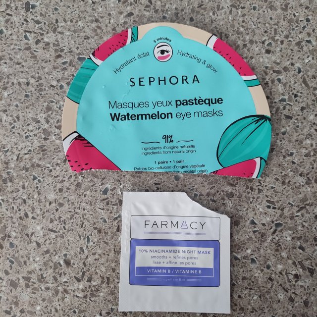 akcja denkowanie! grudzień - kosmetyki w świątecznych opakowaniach i świątecznych kolorach 🎄❄️⛄🎀🎁🎅