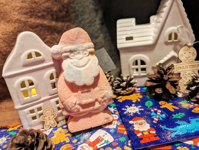Christmas Buds Magical Santa Lush