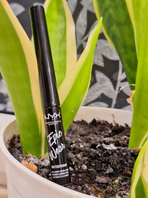 Nyx epic Wear, ink eyeliner