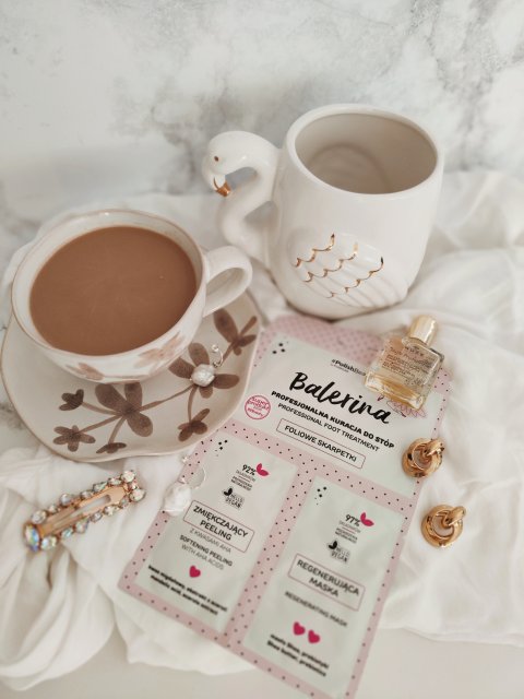 FlosLek Balerina, Kuracja do stóp, Profesjonalna, Zmiękczający peeling + regenerująca maska