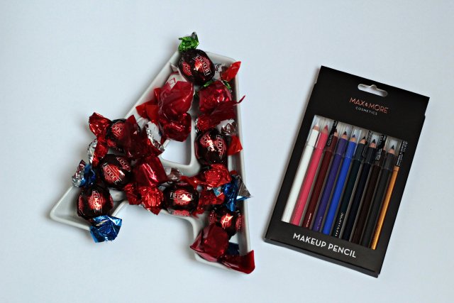 Max&More Makeup Pencil, Kredki do oczu, 10 kolorów