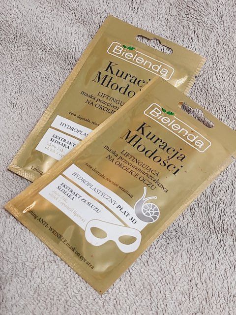 maseczka z bielendy oczy