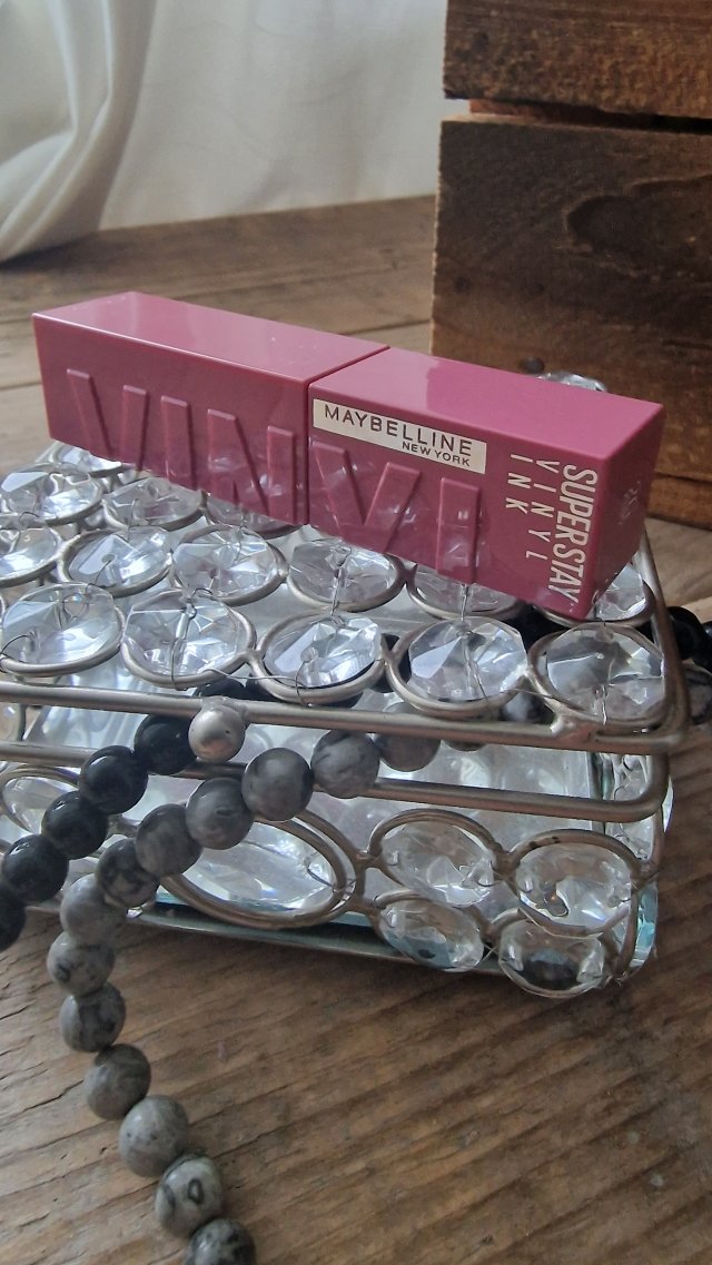 Maybelline Super stay vinyl ink 20