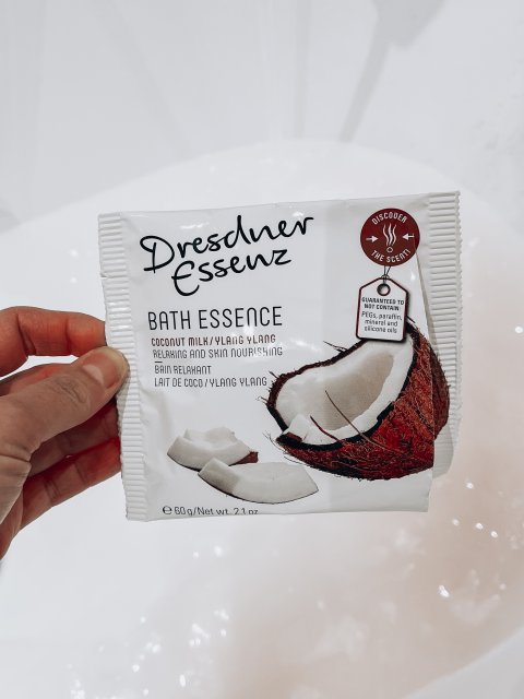 akcja denkowanie! grudzień - kosmetyki w świątecznych opakowaniach i świątecznych kolorach 🎄❄️⛄🎀🎁🎅