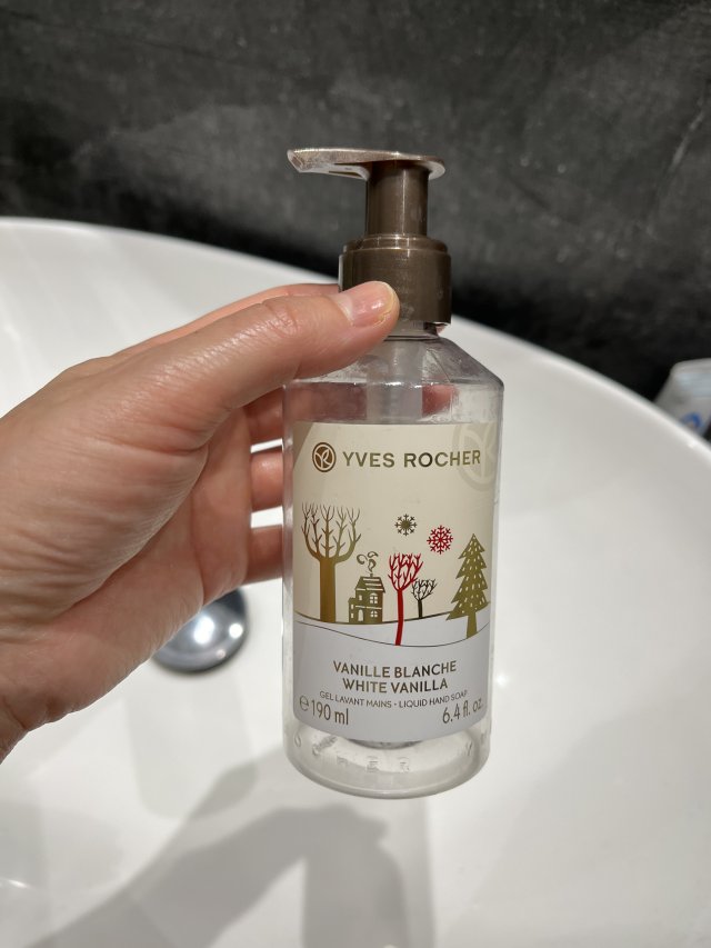 akcja denkowanie! grudzień - kosmetyki w świątecznych opakowaniach i świątecznych kolorach 🎄❄️⛄🎀🎁🎅