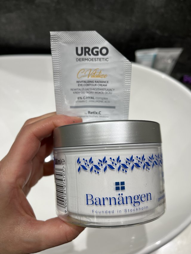 akcja denkowanie! grudzień - kosmetyki w świątecznych opakowaniach i świątecznych kolorach 🎄❄️⛄🎀🎁🎅