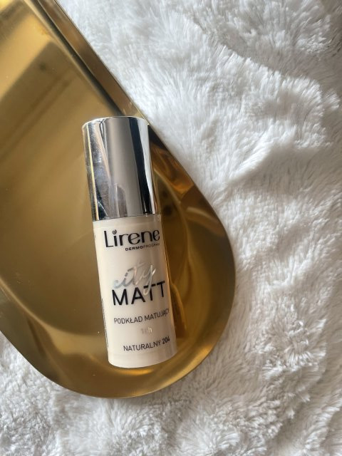 Lirene City Matt, Fluid matująco- wygładzający, Naturalny, nr 204 