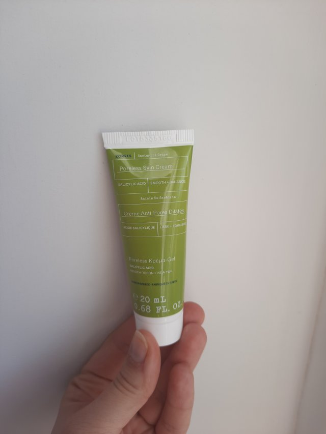 akcja denkowanie! grudzień - kosmetyki w świątecznych opakowaniach i świątecznych kolorach 🎄❄️⛄🎀🎁🎅