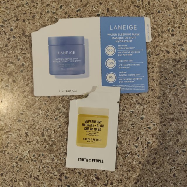 akcja denkowanie! grudzień - kosmetyki w świątecznych opakowaniach i świątecznych kolorach 🎄❄️⛄🎀🎁🎅