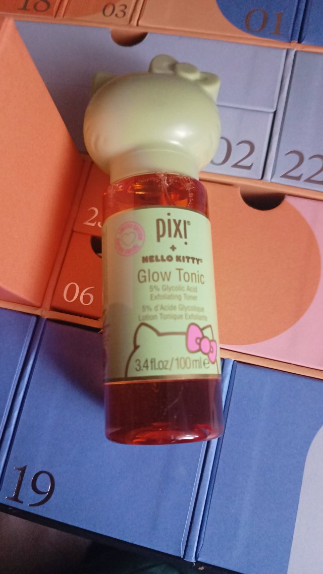 Pixi Tonik do twarzy, Hello Kitty, Glow Tonic, Złuszczający 