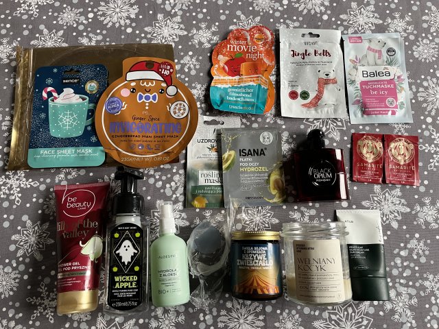 akcja denkowanie! grudzień - kosmetyki w świątecznych opakowaniach i świątecznych kolorach 🎄❄️⛄🎀🎁🎅