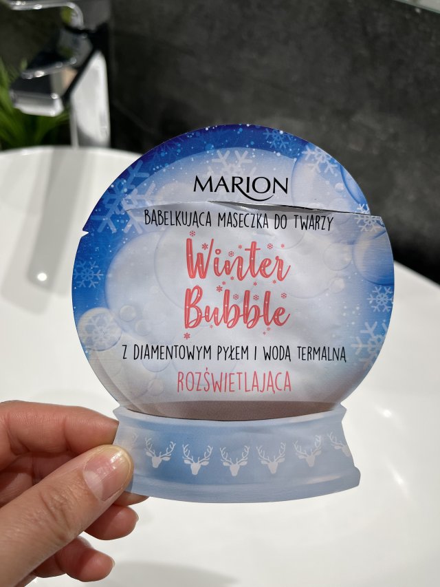 Denkowanie część druga :) Grudzień, kosmetyki w świątecznych opakowaniach lub w świątecznych kolorach: czerwonym, zielonym i złotym 