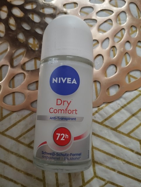 Nivea Antyperspirant w kulce, Dry Comfort