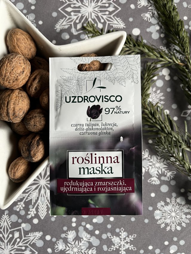 Uzdrovisco Maska do twarzy, Roślinna, Redukująca zmarszczki, ujędrniająca i rozjaśniająca, Czarny tulipan, lukrecja, delta-glukonolakton