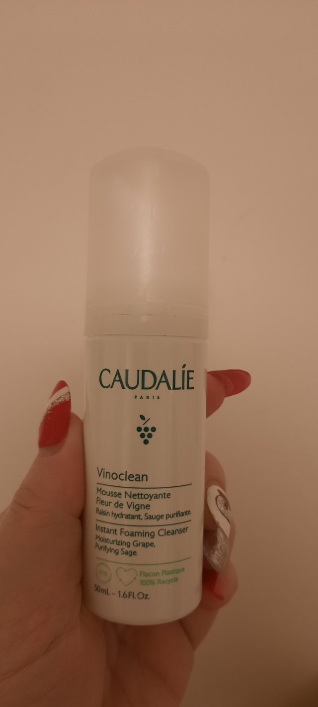 Denkowanie część druga :) Grudzień, kosmetyki w świątecznych opakowaniach lub w świątecznych kolorach: czerwonym, zielonym i złotym 