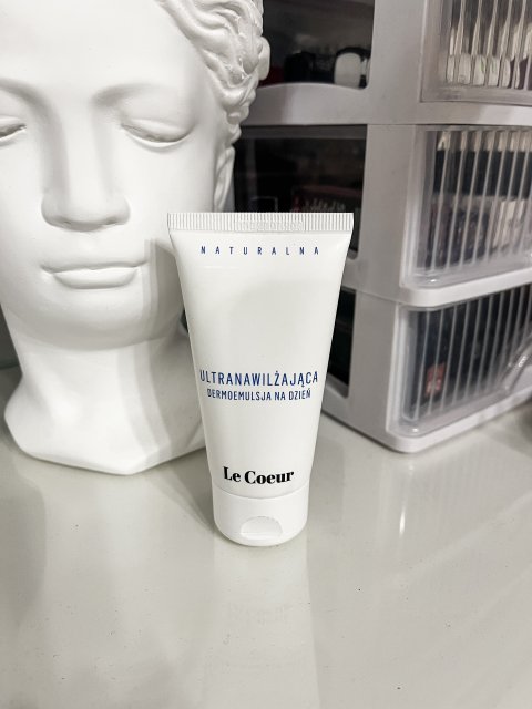 Le Coeur Ultranawilżająca dermoemulsja na dzień 