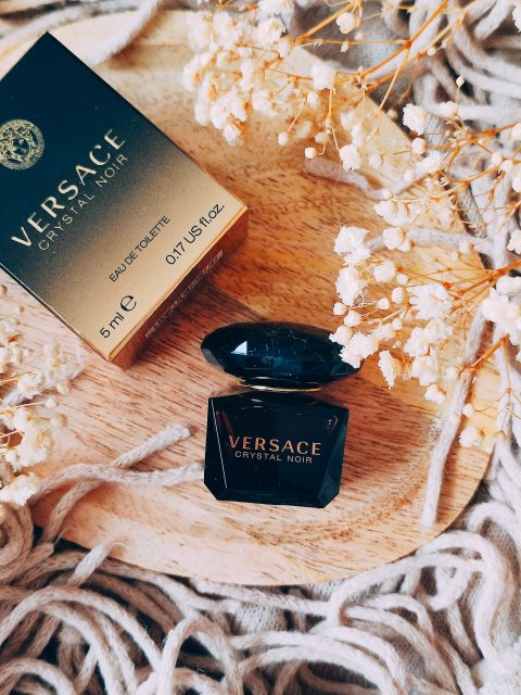 Versace Crystal Noir 