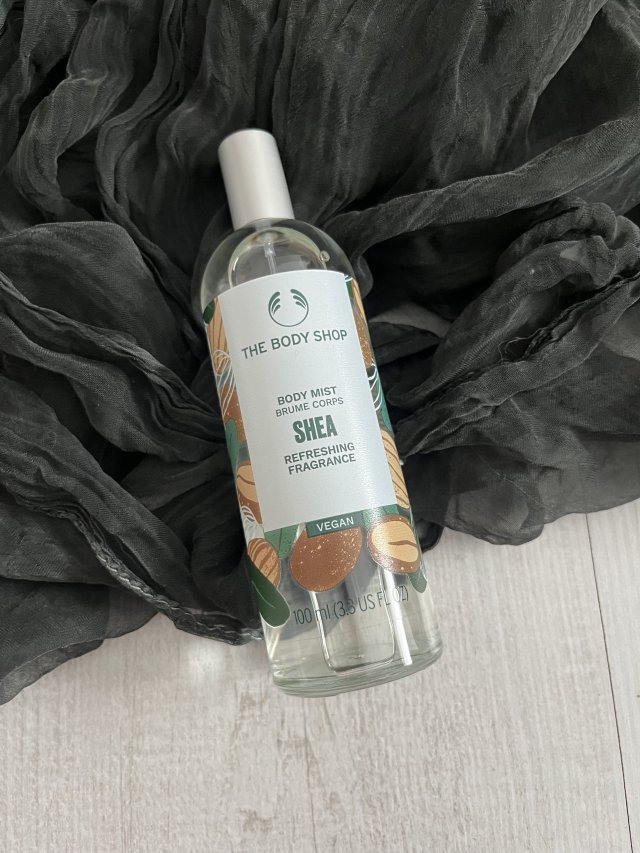 The Body Shop Mgiełka do ciała, Shea