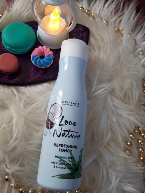 Oriflame Love Nature, Tonik do twarzy, Odświeżający, Z organicznym aloesem i wodą kokosową