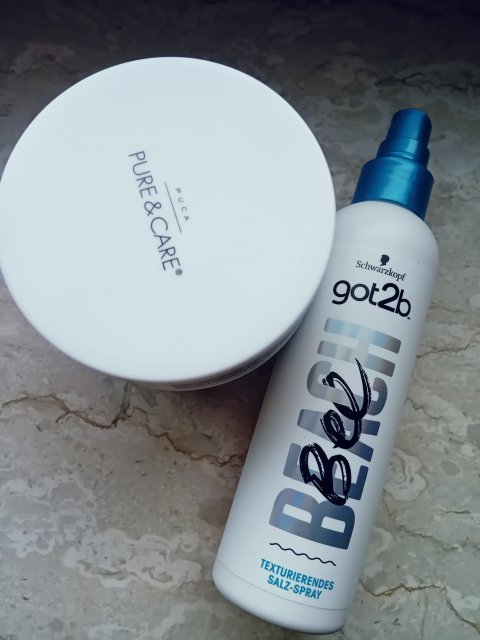 Denkowanie część druga :) Grudzień, kosmetyki w świątecznych opakowaniach lub w świątecznych kolorach: czerwonym, zielonym i złotym 