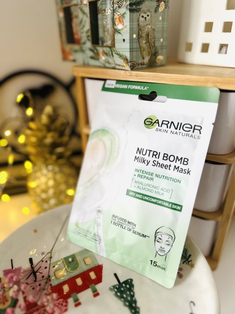 Garnier Skin Naturals, Nutri Bomb, Almond Milk + Hyaluronic Acid, Maska do twarzy, Intensywnie odżywcza, Mleczko migdałowe + kwas hialuronowy 