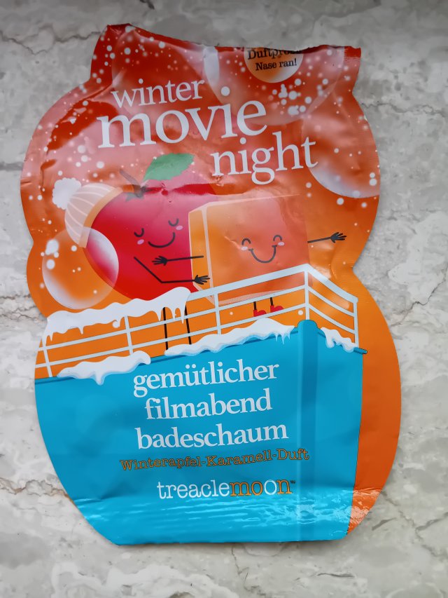 Denkowanie część druga :) Grudzień, kosmetyki w świątecznych opakowaniach lub w świątecznych kolorach: czerwonym, zielonym i złotym 