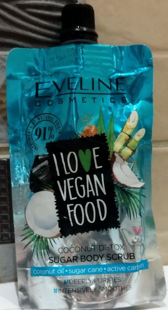 Eveline I Love Vegan Food, Peeling do ciała, Cukrowy, Coconut Detox 