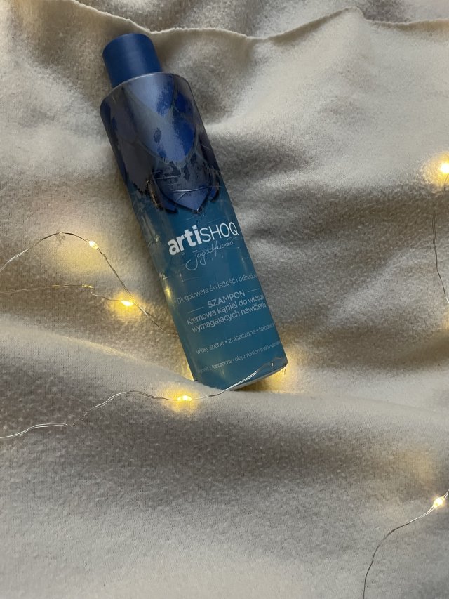 Artishoq Szampon do włosów, Kremowa kąpiel do włosów wymagających nawilżenia