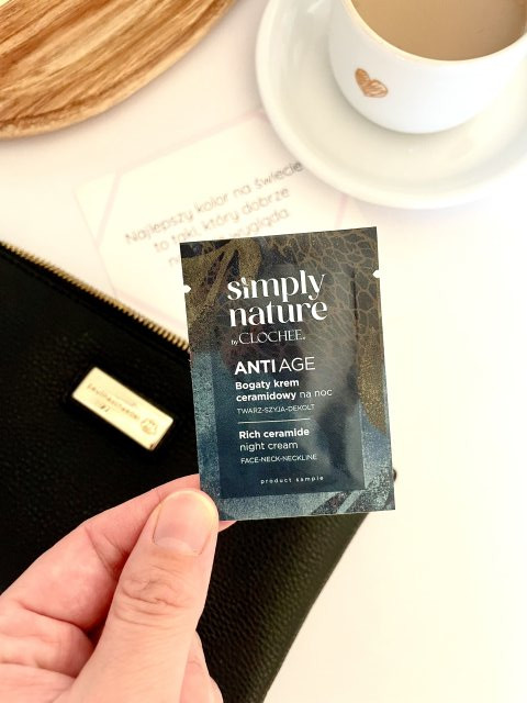 Simply Nature by Clochee, bogaty krem ceramidowy do twarzy na noc 