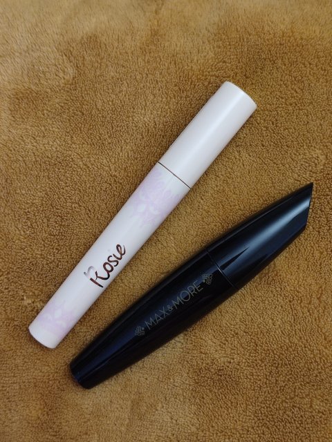 Denkowanie część druga :) Grudzień, kosmetyki w świątecznych opakowaniach lub w świątecznych kolorach: czerwonym, zielonym i złotym 