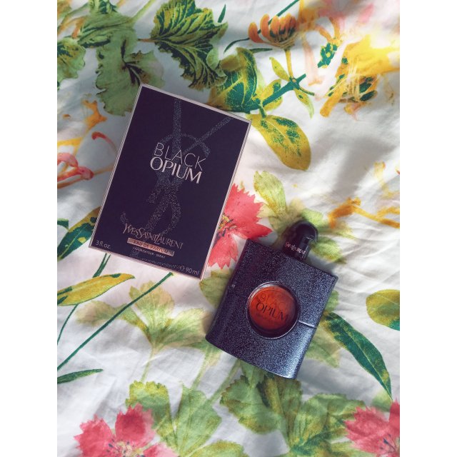 Yves Saint Laurent Woda perfumowana, Black Opium EDP