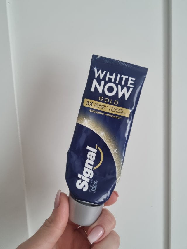 Denkowanie część druga :) Grudzień, kosmetyki w świątecznych opakowaniach lub w świątecznych kolorach: czerwonym, zielonym i złotym 